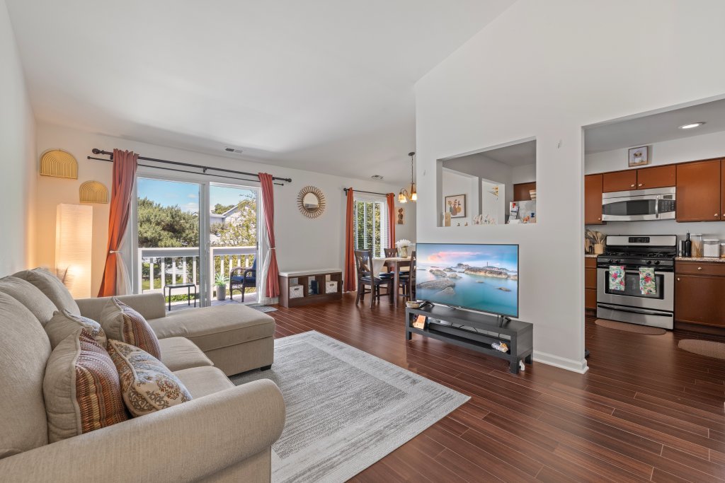 306 Sandpebble Lane 306