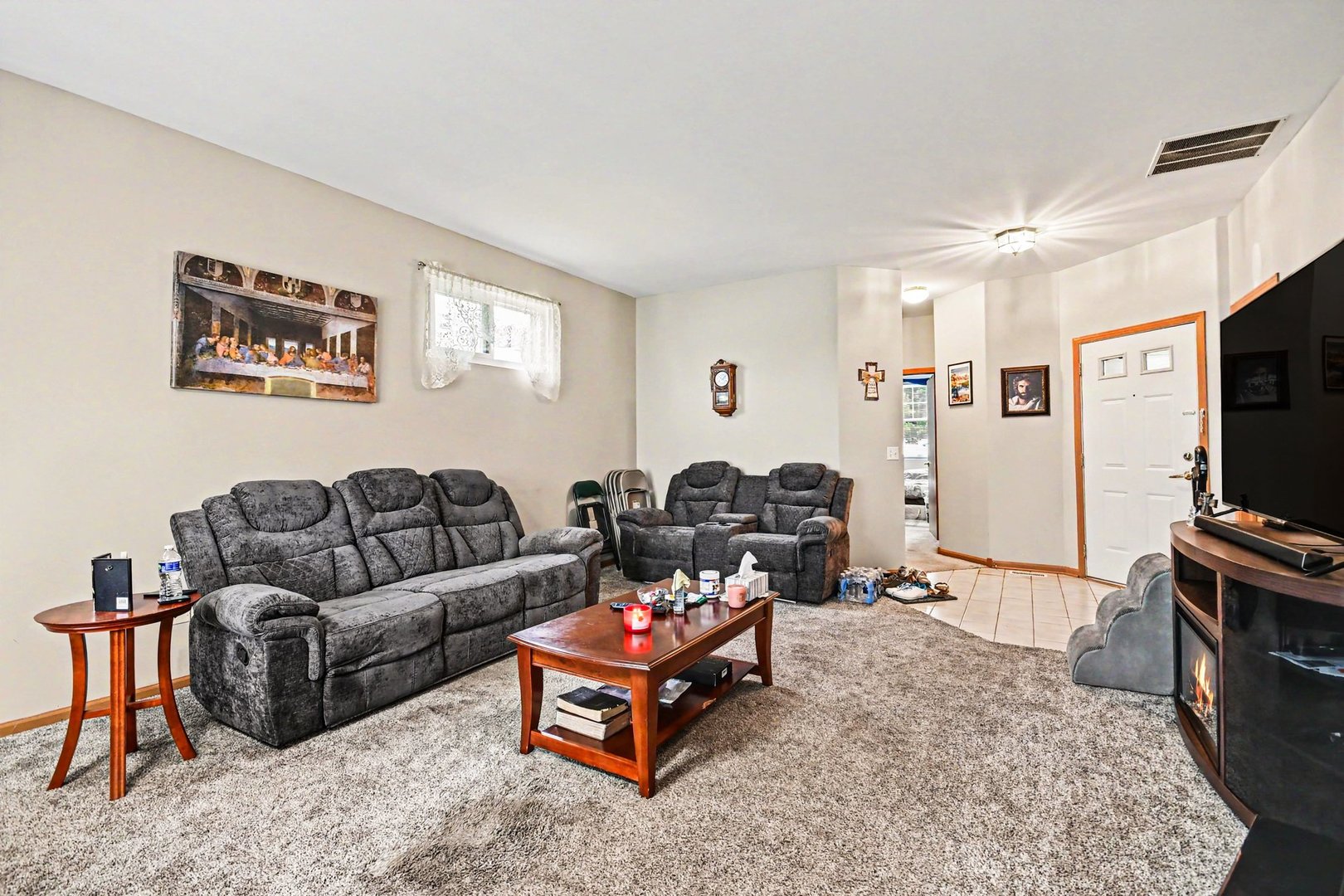 2559 Oak Park Court 0