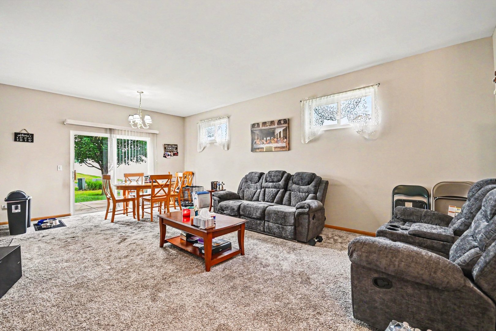 2559 Oak Park Court 0