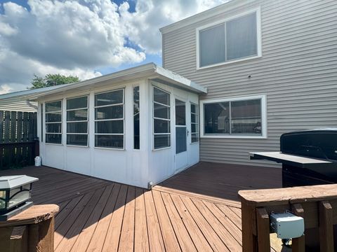 Tiny photo for 2415 Goldenrod Court, Aurora, IL 60506 (MLS # 12432468)