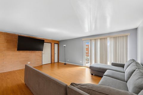 Tiny photo for 1900 Canal Street #2a, Blue Island, IL 60406 (MLS # 12480742)