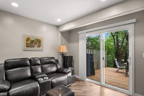 Tiny photo for 13 Dumbarton Oaks Place, Elgin, IL 60123 (MLS # 12730226)