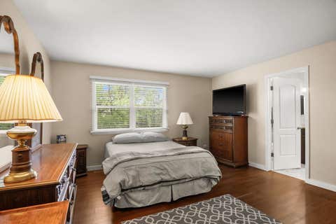 Tiny photo for 13 Dumbarton Oaks Place, Elgin, IL 60123 (MLS # 12730226)