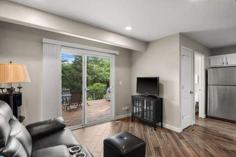 Tiny photo for 13 Dumbarton Oaks Place, Elgin, IL 60123 (MLS # 12730226)