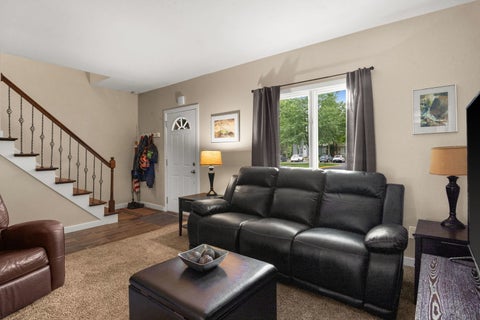 Tiny photo for 13 Dumbarton Oaks Place, Elgin, IL 60123 (MLS # 12730226)