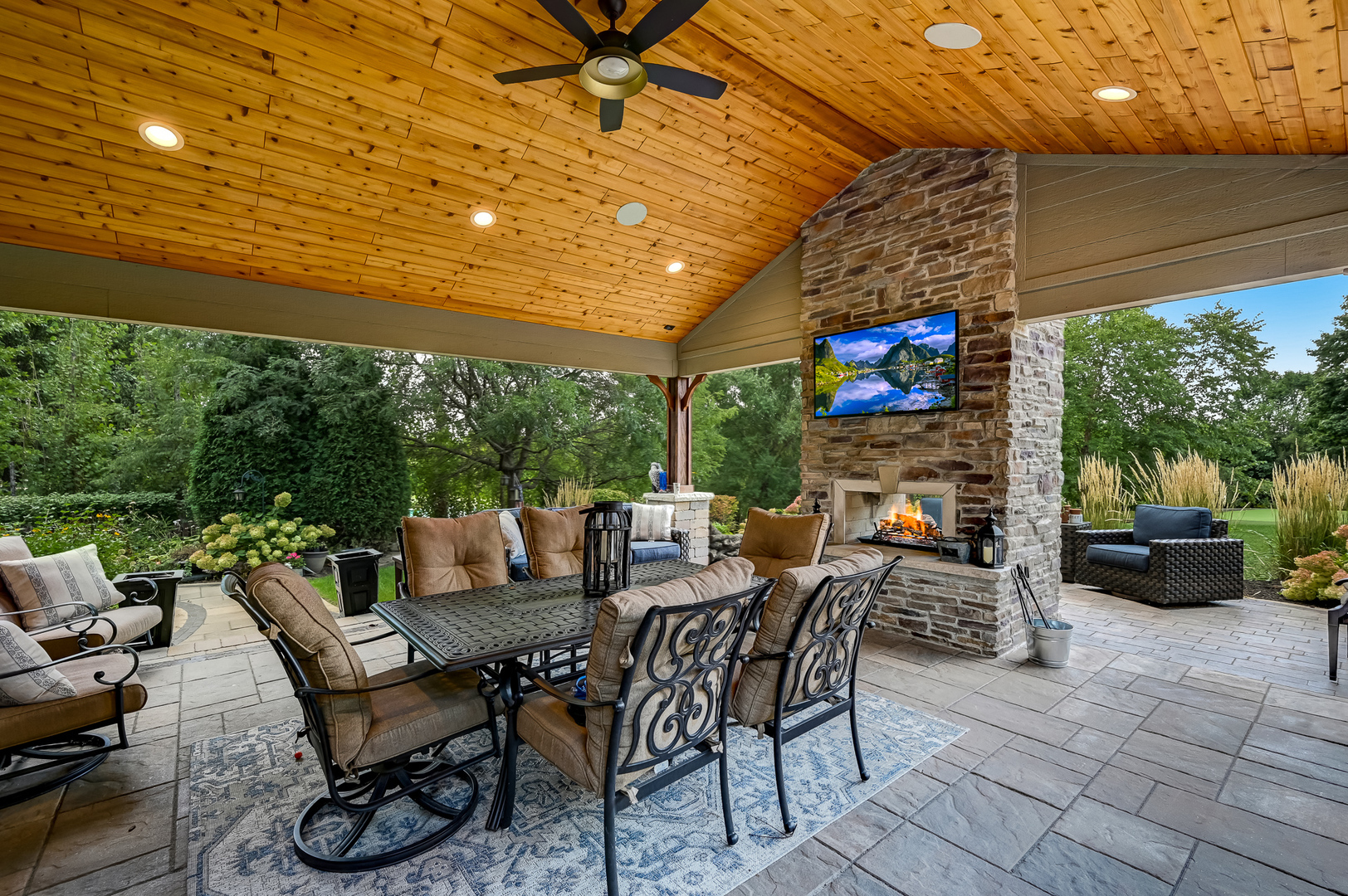 12165 W Castle Drive