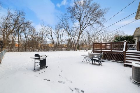 Tiny photo for 920 Valley Stream Drive, Wheeling, IL 60090 (MLS # 12546052)