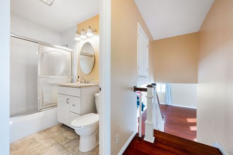 Tiny photo for 920 Valley Stream Drive, Wheeling, IL 60090 (MLS # 12546052)