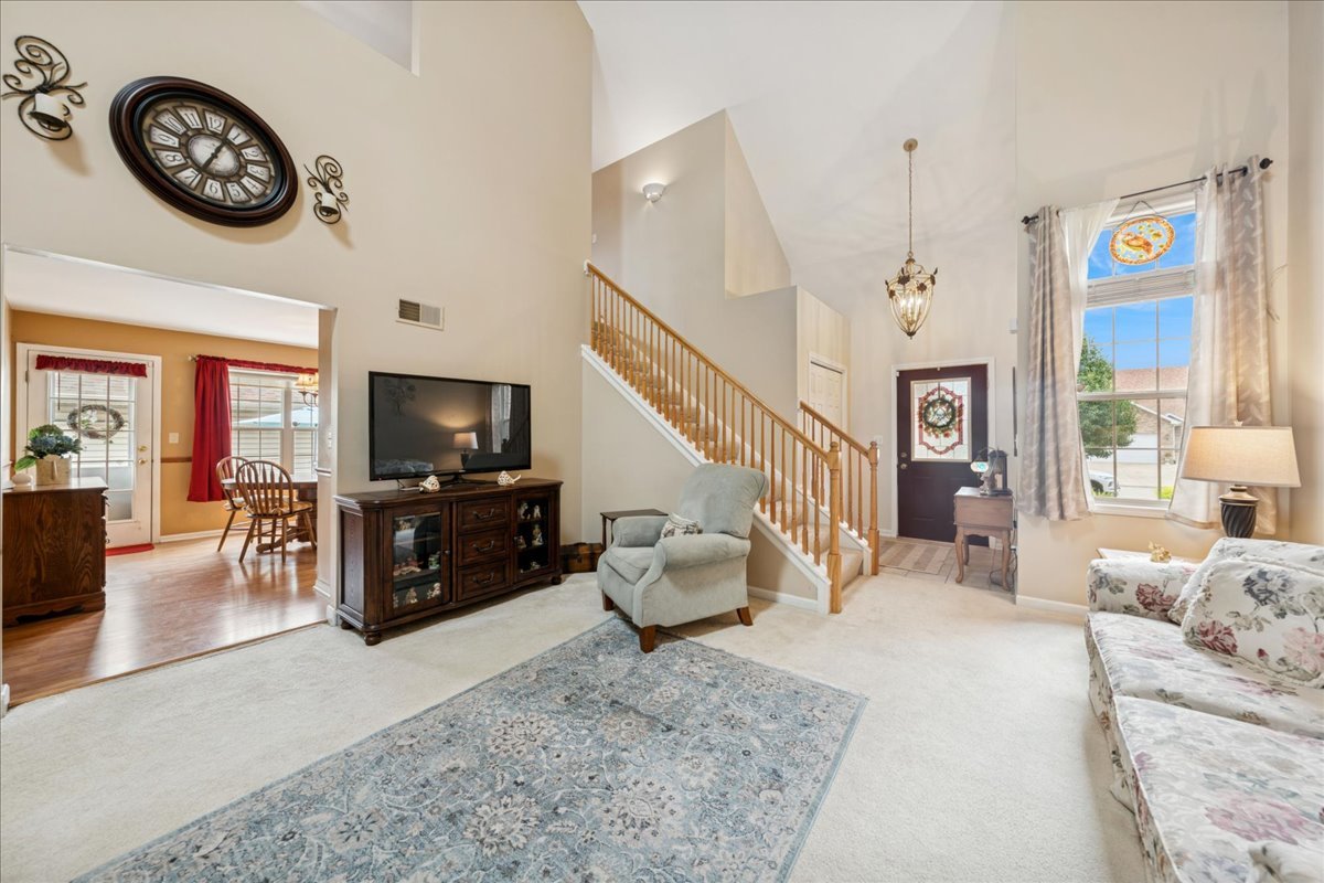 1425 Tiger Lily Lane