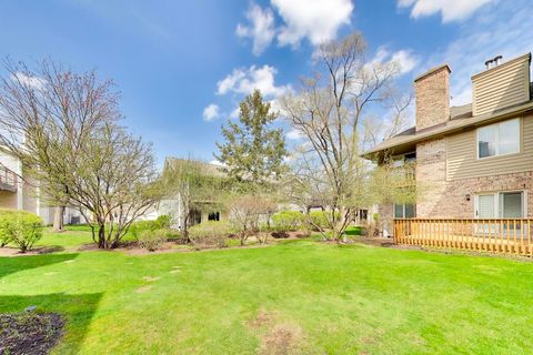 Tiny photo for 417 Ashbury Drive, Hinsdale, IL 60521 (MLS # 12616141)