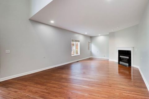 Tiny photo for 417 Ashbury Drive, Hinsdale, IL 60521 (MLS # 12616141)
