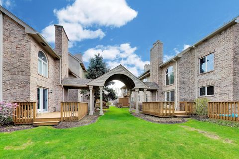 Tiny photo for 417 Ashbury Drive, Hinsdale, IL 60521 (MLS # 12616141)