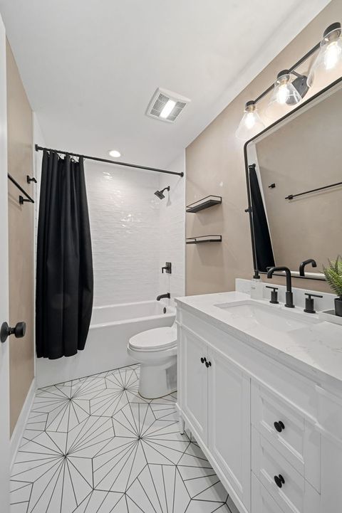 Tiny photo for 1210 W 55th Place, Countryside, IL 60525 (MLS # 12568777)