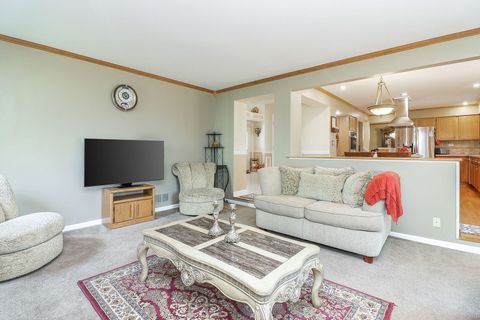 Tiny photo for 1362 Nightingale Lane, Bartlett, IL 60103 (MLS # 12454848)