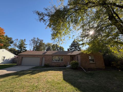 Tiny photo for 1011 Monroe Drive, Bloomington, IL 61701 (MLS # 12508359)