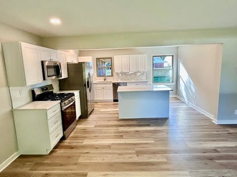 Tiny photo for 1011 Monroe Drive, Bloomington, IL 61701 (MLS # 12508359)