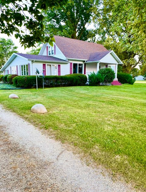Photo of 1231 North County Road 1050 E, Tuscola, IL 61953 (MLS # 12471430)