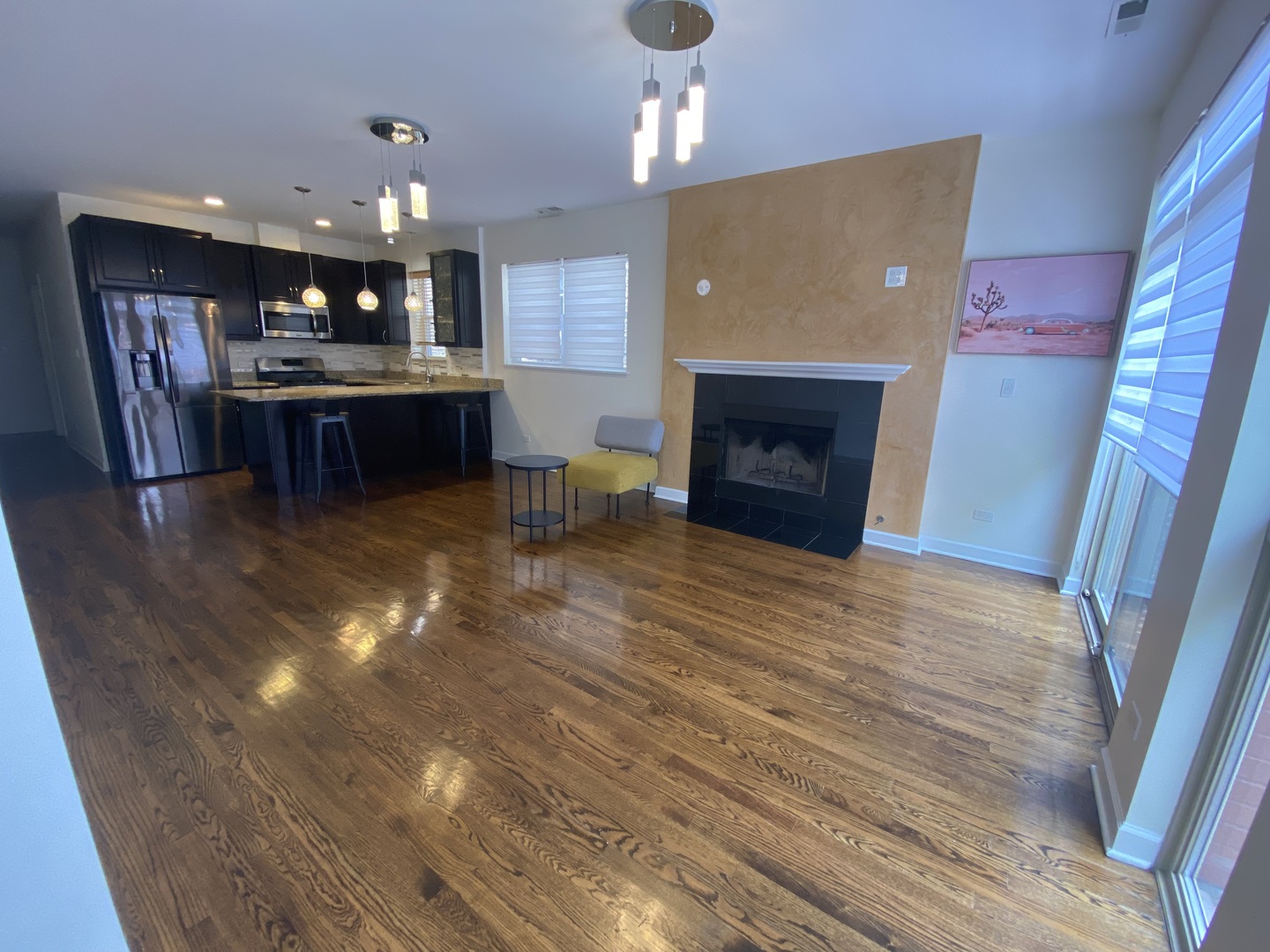 2447 W Walton Street 2