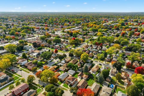 Tiny photo for 10132 S Turner Avenue, Evergreen Park, IL 60805 (MLS # 12505545)