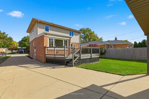 Tiny photo for 10132 S Turner Avenue, Evergreen Park, IL 60805 (MLS # 12505545)