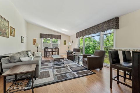Tiny photo for 1119 Hampton Court, Deerfield, IL 60015 (MLS # 12435784)