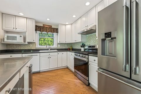 Tiny photo for 1119 Hampton Court, Deerfield, IL 60015 (MLS # 12435784)