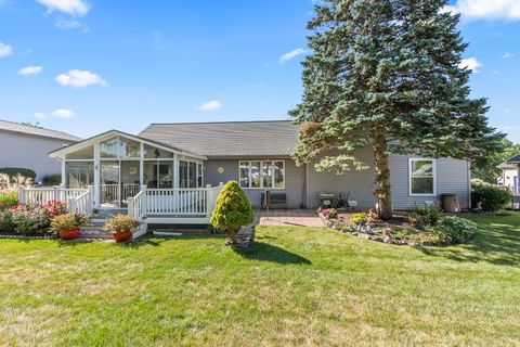 Tiny photo for 3202 Turnberry Drive, McHenry, IL 60050 (MLS # 12500006)
