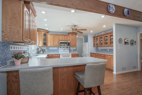 Tiny photo for 3202 Turnberry Drive, McHenry, IL 60050 (MLS # 12500006)