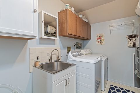 Tiny photo for 3202 Turnberry Drive, McHenry, IL 60050 (MLS # 12500006)