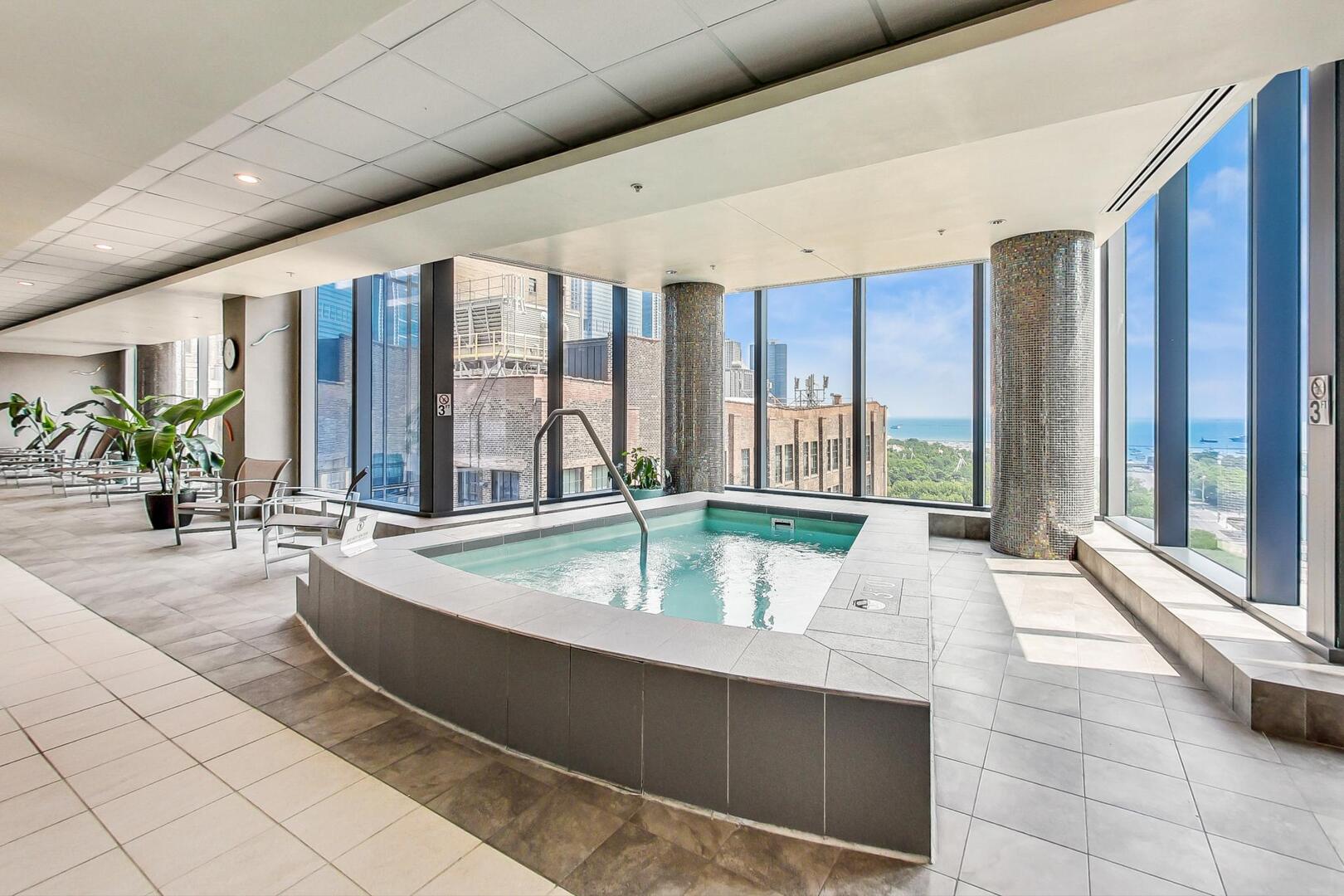 Chicago, Illinois 60603, United States, 2 Bedrooms Bedrooms, ,2 BathroomsBathrooms,Residential,Active,180685