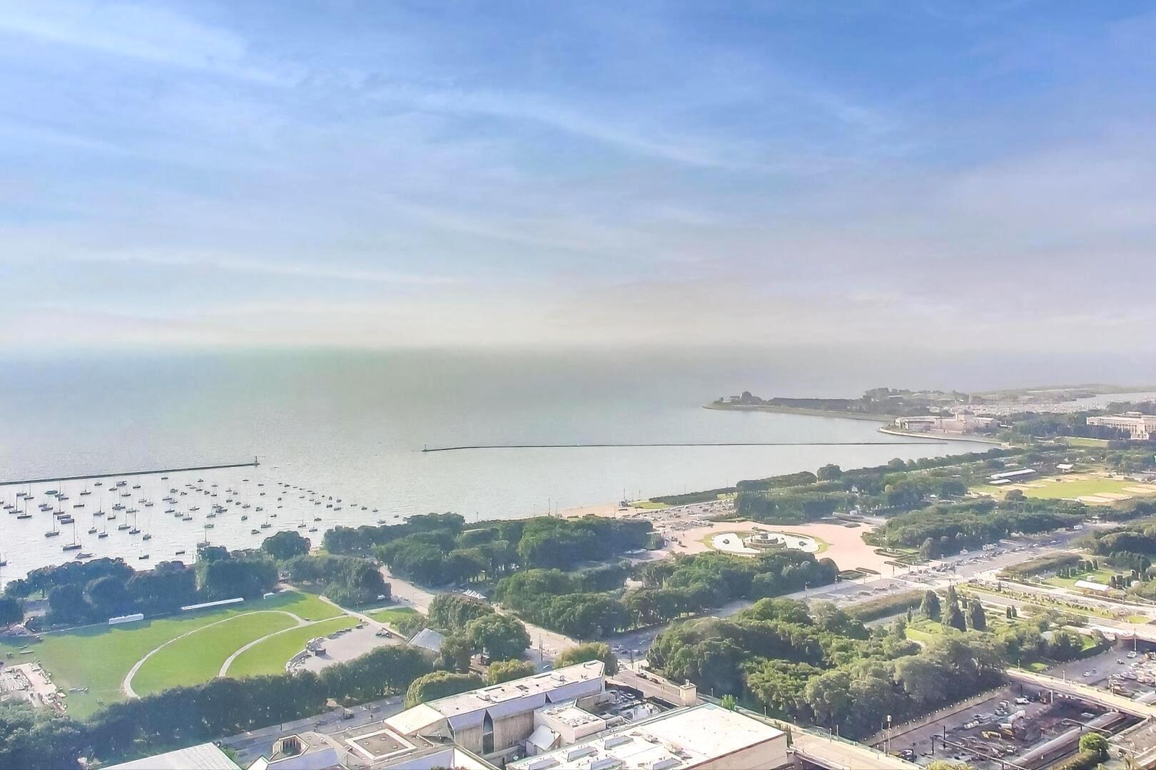 Chicago, Illinois 60603, United States, 2 Bedrooms Bedrooms, ,2 BathroomsBathrooms,Residential,Active,180685