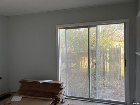 Tiny photo for 1010 Steven Lane, Murphysboro, IL 62966 (MLS # EB460641)
