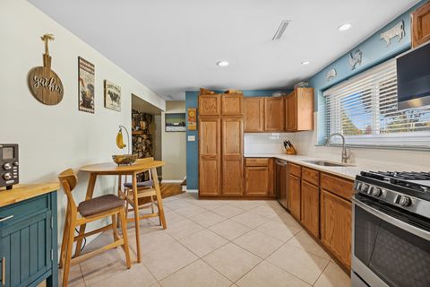 Tiny photo for 896 Canterbury Drive, Crystal Lake, IL 60014 (MLS # 12499064)