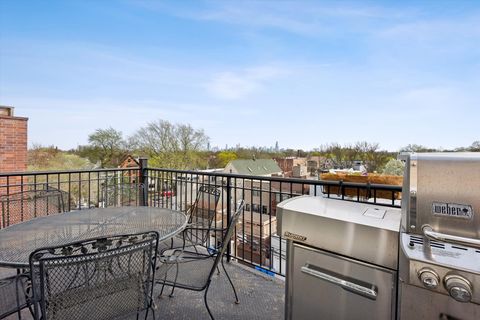 Tiny photo for 2117 W Belmont Avenue #4, Chicago, IL 60618 (MLS # 12636137)