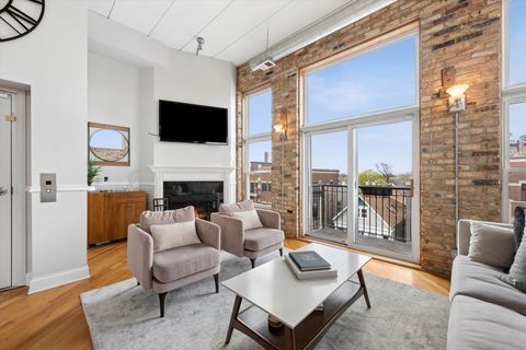 Tiny photo for 2117 W Belmont Avenue #4, Chicago, IL 60618 (MLS # 12636137)