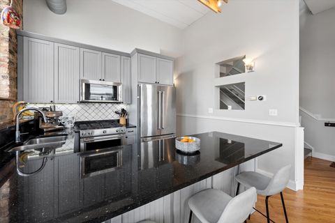 Tiny photo for 2117 W Belmont Avenue #4, Chicago, IL 60618 (MLS # 12636137)