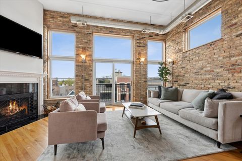 Tiny photo for 2117 W Belmont Avenue #4, Chicago, IL 60618 (MLS # 12636137)