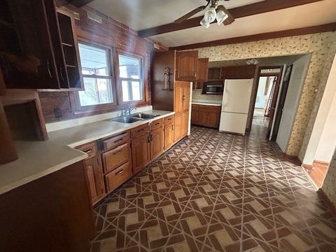 Tiny photo for 906 E Locust Street, Watseka, IL 60970 (MLS # 12599437)