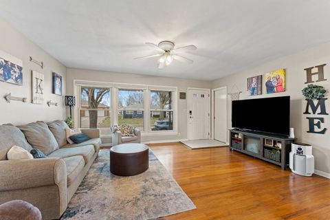 Tiny photo for 2654 Fillmore Lane, Davenport, IA 52804 (MLS # 12602151)