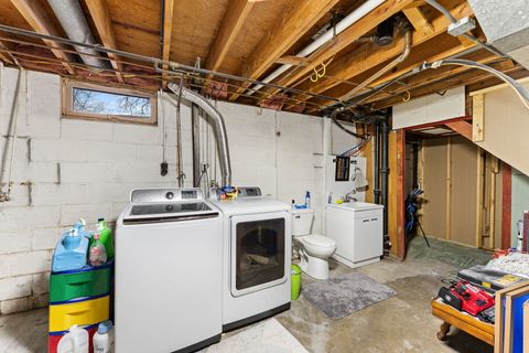 Tiny photo for 2654 Fillmore Lane, Davenport, IA 52804 (MLS # 12602151)