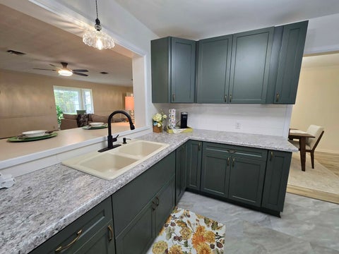 Tiny photo for 14652 N IL Hwy 37 Highway, Mt Vernon, IL 62864 (MLS # 12745419)
