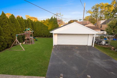 Tiny photo for 1907 Suffolk Avenue, Westchester, IL 60154 (MLS # 12528987)