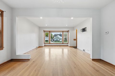 Tiny photo for 1907 Suffolk Avenue, Westchester, IL 60154 (MLS # 12528987)