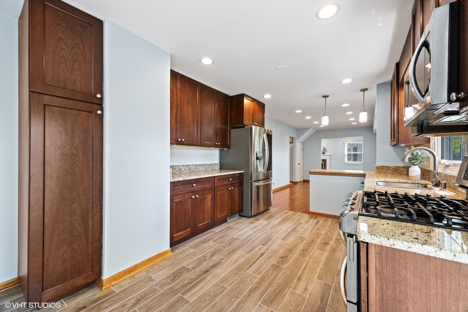 751 Essington Lane