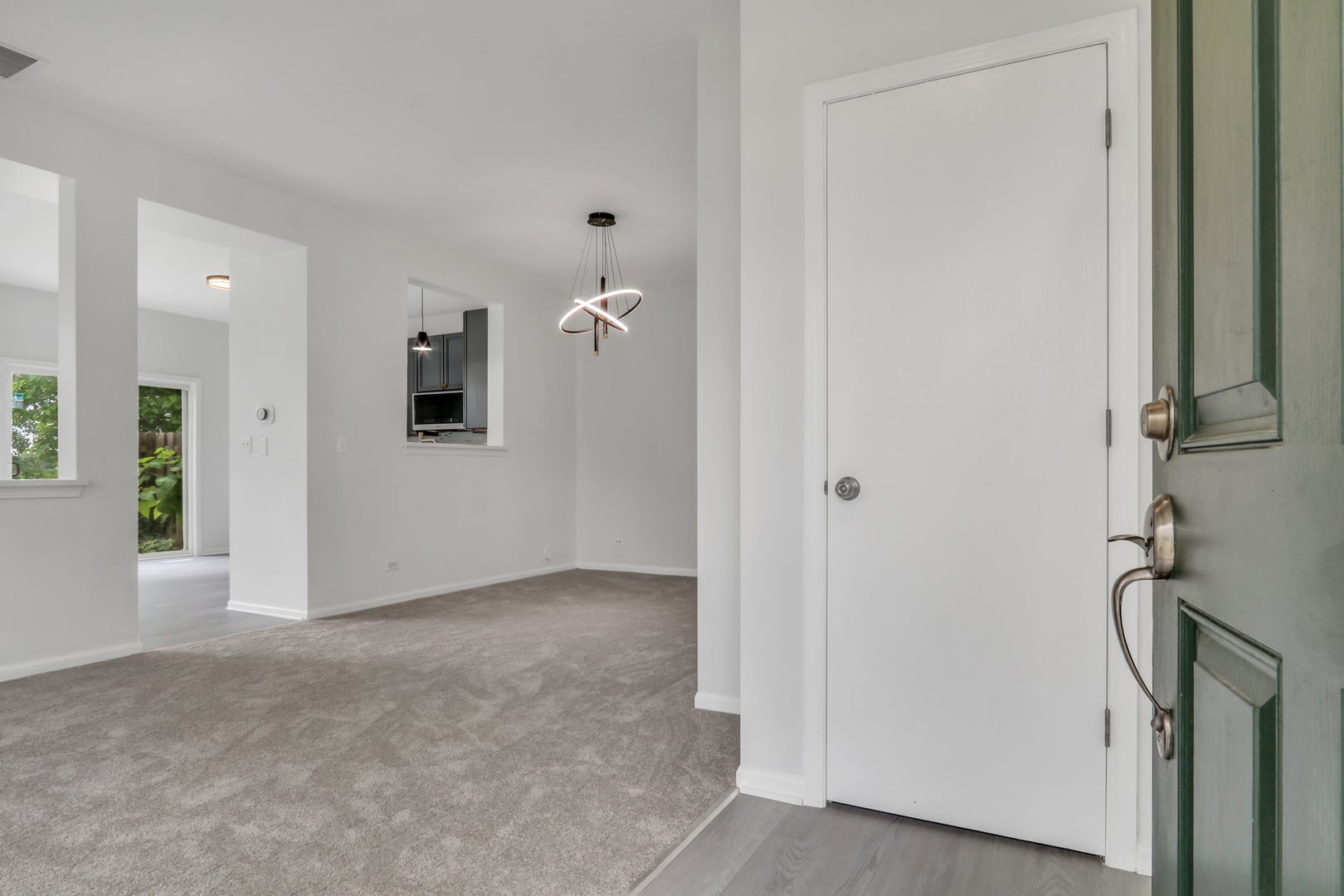601 W Kristina Lane