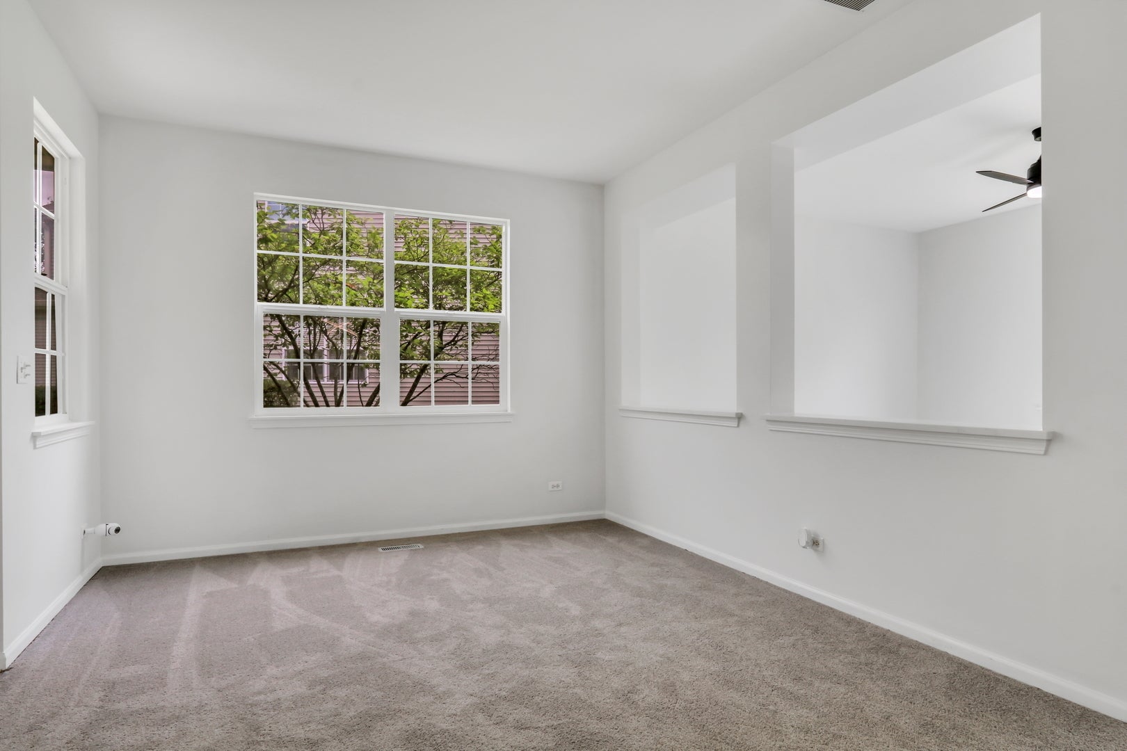 601 W Kristina Lane