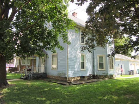 Photo of 910 Oneida Street, Joliet, IL 60435 (MLS # 12749555)