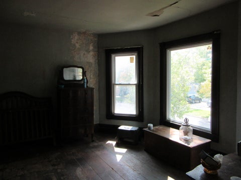 Tiny photo for 910 Oneida Street, Joliet, IL 60435 (MLS # 12749555)