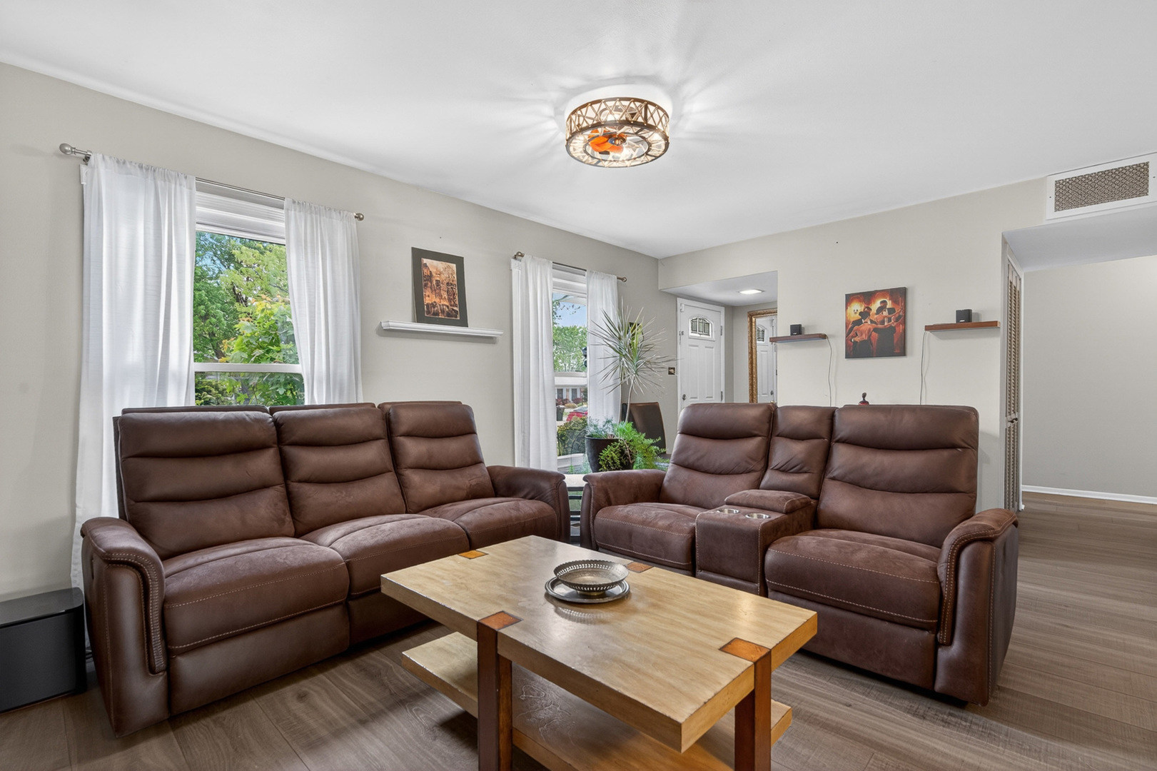 1345 Devonshire Lane