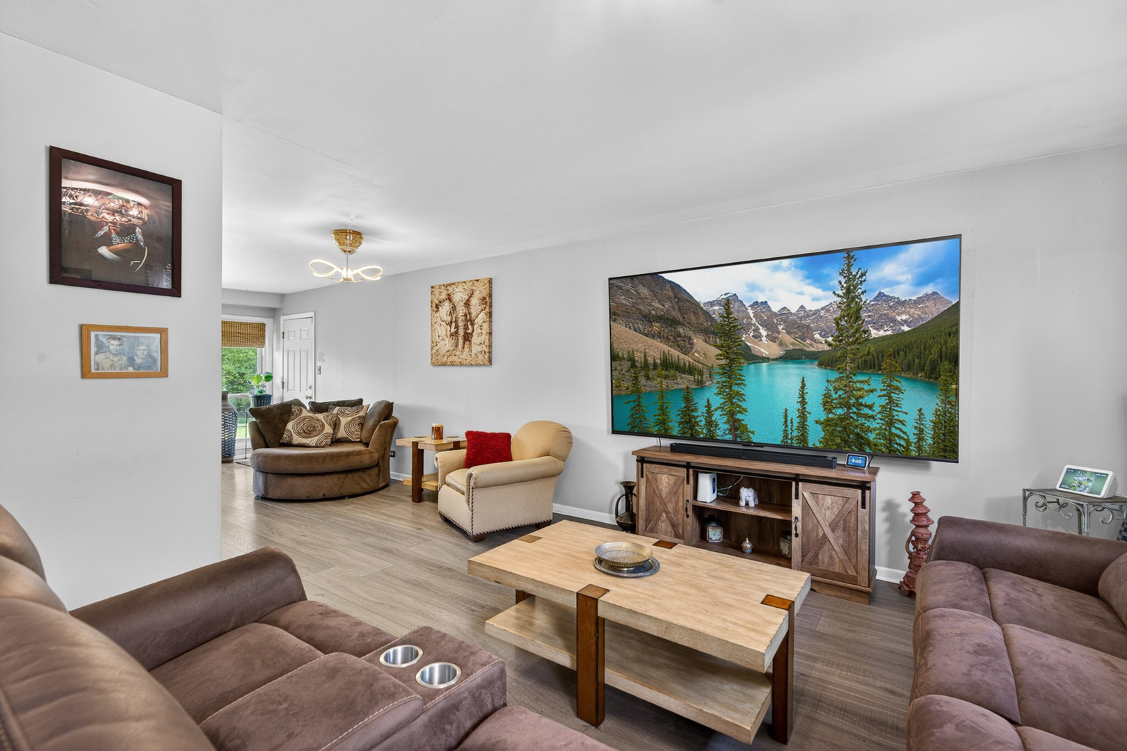 1345 Devonshire Lane